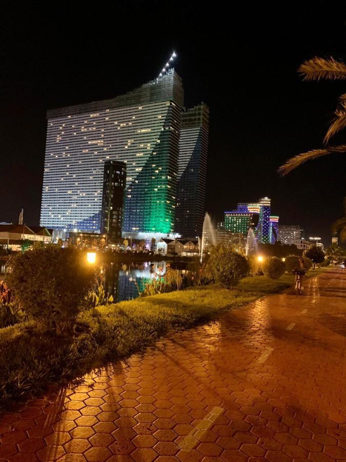 Orbi City Elit Class Suit Batumi Eksteriør bilde